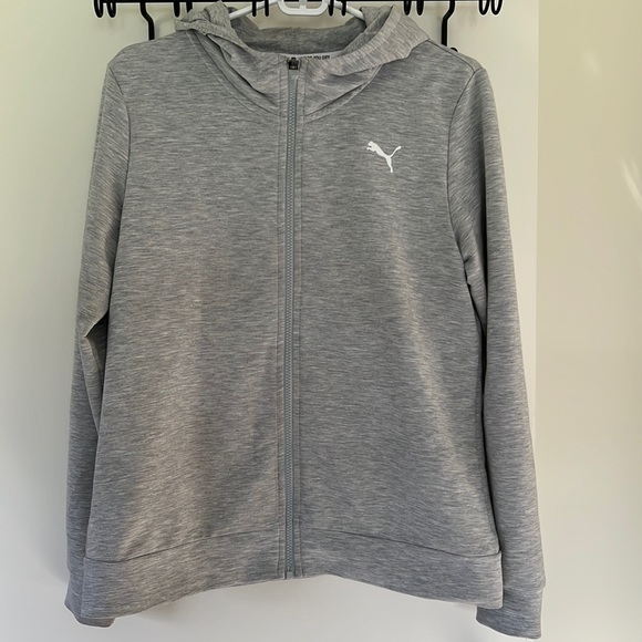 Puma Tops - EUC Puma womens hoodie size large